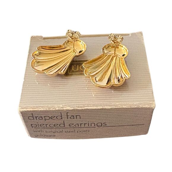 Vintage Art Deco Inspired "Draped Fan" Earrings - Avon 1988 - NIB - Picture 4 of 4